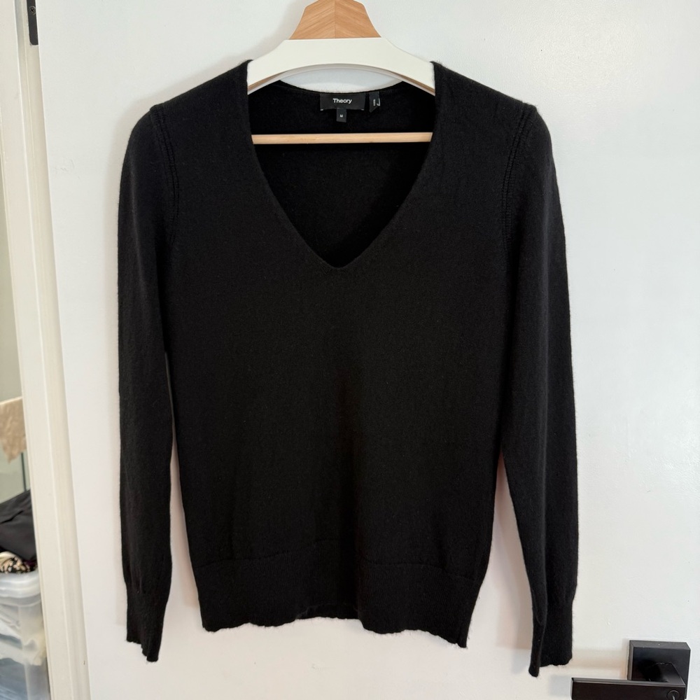 Theory Black V-Neck Wool Sweater